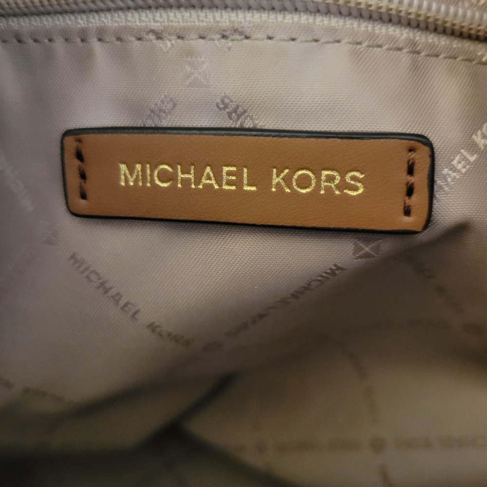 Michael Kors Brown Crossbody Bag - Picture 4 of 4